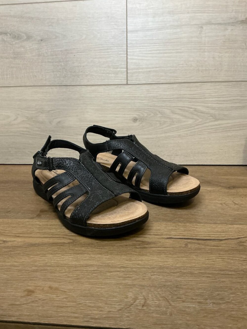 Clarks Collection Womens Black Leather April Belle Strappy Sandal 10M